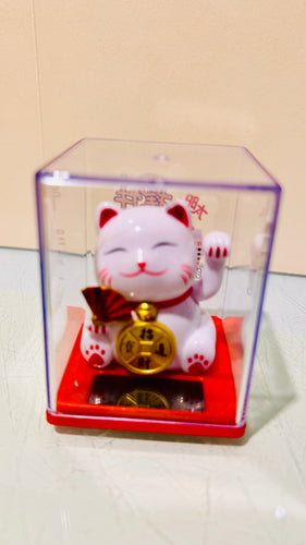 Vinkekat/lykkekat med solceller